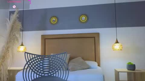 Riley Sierra online show from 28, 12, 2024