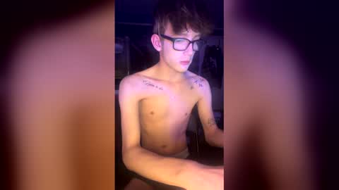 Snapshot of rileybex chatting on 30, 4, 2026 RileyBex online show from 30, 4, 2026