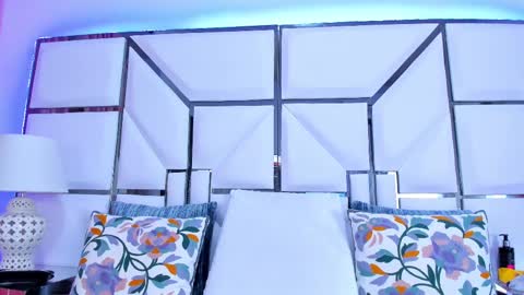 Riley online show from 14, 2, 2025