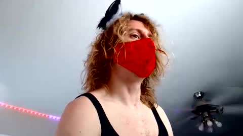 Snapshot of rimmyblondeass chatting on 4, 6, 2026 TheRealCatNoir online show from 4, 6, 2026