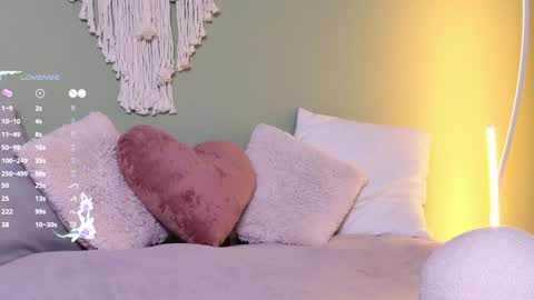 Rina online show from 2, 2, 2025