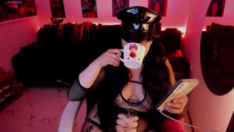 Snapshot of rini_bunny chatting on 24, 10, 2025 rini online show from 24, 10, 2025