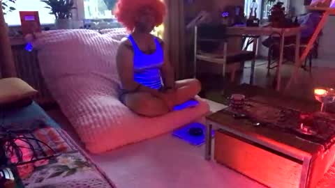 Snapshot of riod_rainforest_1983 chatting on 3, 4, 2026 Rotrigo online show from 3, 4, 2026