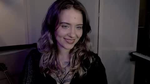 risha_laass online show from 6, 12, 2024