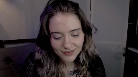 risha_laass online show from 7, 12, 2024