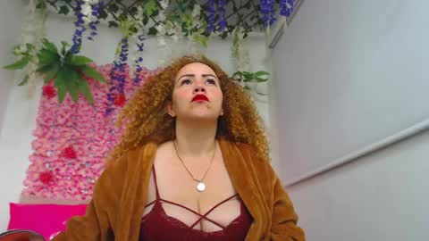 Snapshot of risitos_de_oro_ chatting on 10, 6, 2026 Risitos De Oro online show from 10, 6, 2026