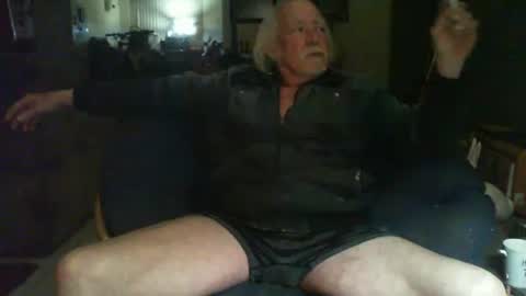 Snapshot of riverratggg chatting on 14, 12, 2025 riveratggg online show from 14, 12, 2025