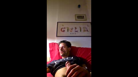 Snapshot of rizzo1980682473 chatting on 26, 5, 2026 rizzo1980682473 online show from 26, 5, 2026