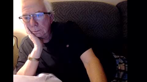 Snapshot of rk504 chatting on 17, 1, 2025 Ron online show from 17, 1, 2025