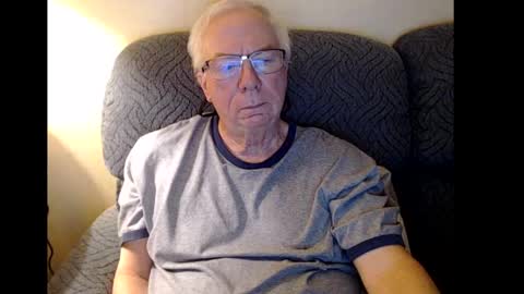 Snapshot of rk504 chatting on 18, 1, 2025 Ron online show from 18, 1, 2025