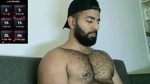 SebasRoa online show from 16, 1, 2025