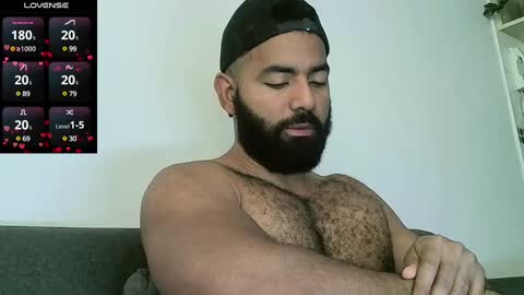 SebasRoa online show from 5, 3, 2025