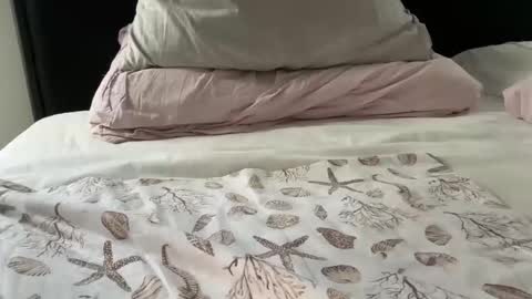 Snapshot of roadking1122 chatting on 31, 10, 2025 roadking1122 online show from 31, 10, 2025