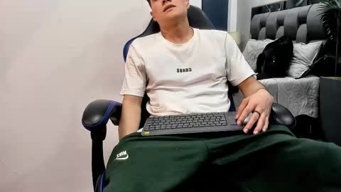 Roan Birkin online show from 14, 10, 2025