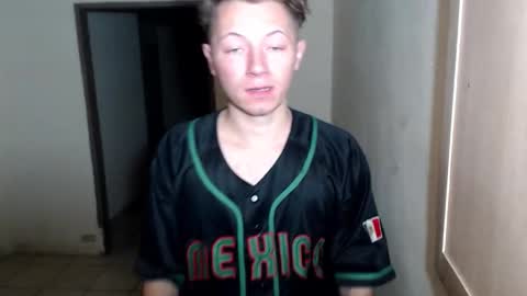 RoastingCorn online show from 5, 2, 2026