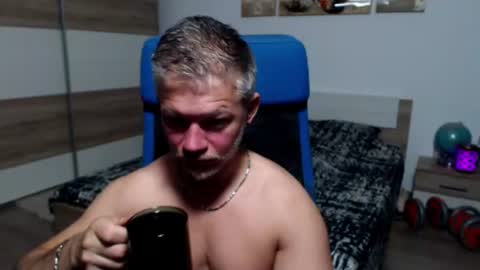 Snapshot of robbyshawz chatting on 5, 7, 2026 robbyshawz online show from 5, 7, 2026