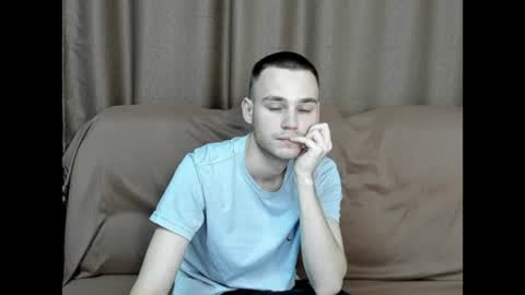 Snapshot of robert10211 chatting on 30, 10, 2025 robert10211 online show from 30, 10, 2025