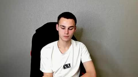 Snapshot of robert10211 chatting on 22, 11, 2025 robert10211 online show from 22, 11, 2025