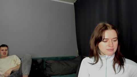 Lisa and Robert  i am online all days 900 am GMT3   online show from 12, 12, 2024