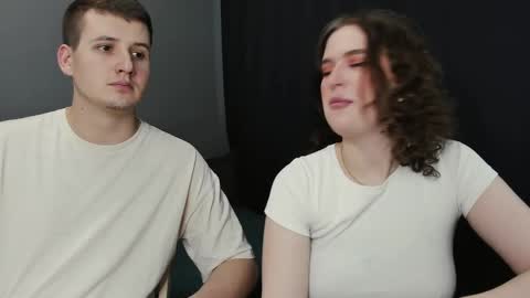 Lisa and Robert  i am online all days 900 am GMT3   online show from 22, 2, 2025