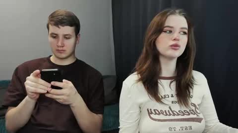 Lisa and Robert  i am online all days 900 am GMT3   online show from 6, 3, 2025