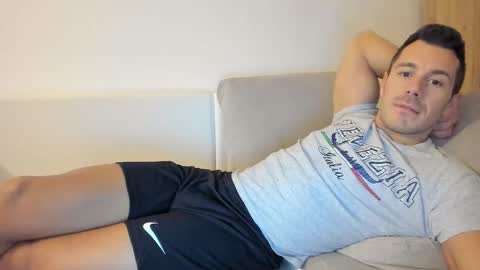 roberto4ever online show from 4, 3, 2026