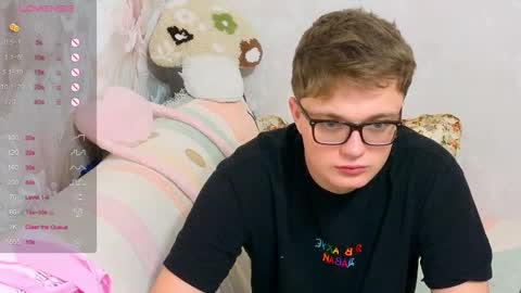 Snapshot of robertokingsize chatting on 15, 12, 2025 robertokingsize online show from 15, 12, 2025