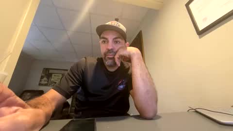 Snapshot of roblatino12 chatting on 28, 2, 2025 roblatino12 online show from 28, 2, 2025