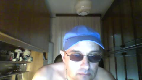 Snapshot of roby360 chatting on 14, 7, 2026 robertino online show from 14, 7, 2026