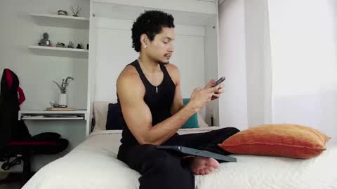 Snapshot of roby_millerr chatting on 25, 10, 2025 roby_millerr online show from 25, 10, 2025