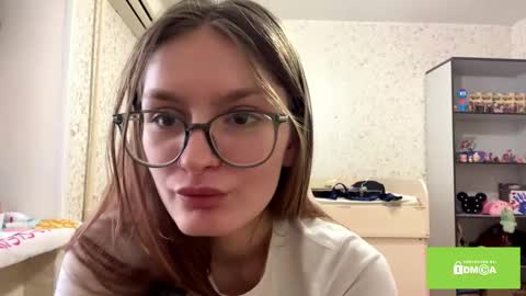 robynsentinella online show from 1, 2, 2026