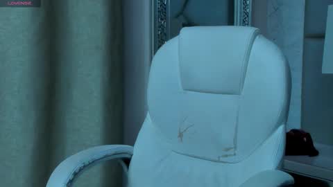 rocco_santos online show from 2, 11, 2025