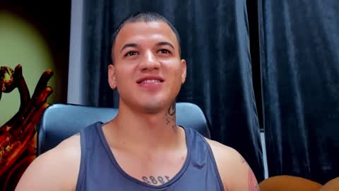 rocco_santos online show from 5, 1, 2026