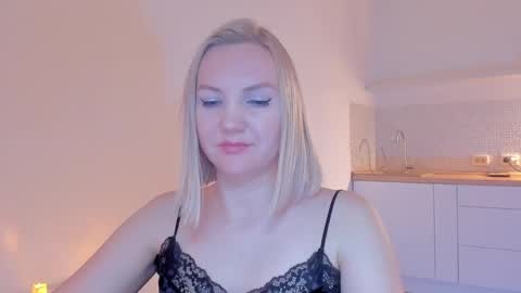 Snapshot of rock__baby chatting on 4, 1, 2025 rock__baby online show from 4, 1, 2025