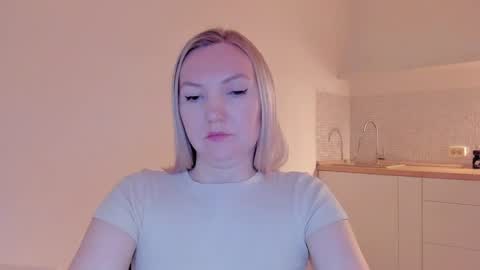 Snapshot of rock__baby chatting on 6, 3, 2025 rock__baby online show from 6, 3, 2025