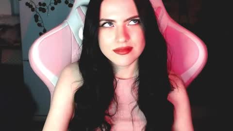 Sophie  online show from 10, 1, 2025