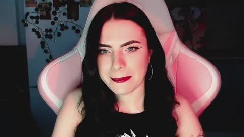 Sophie  online show from 6, 3, 2025