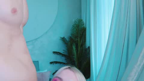 Lina and Den online show from 15, 4, 2026