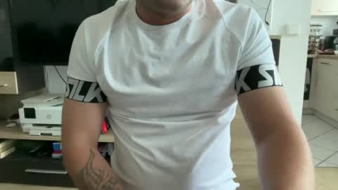 Snapshot of rocky920 chatting on 25, 7, 2026 rocky920 online show from 25, 7, 2026
