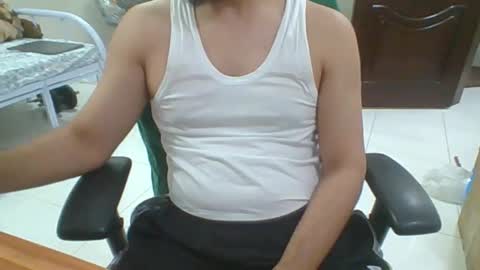 Snapshot of rockysam090 chatting on 23, 10, 2025 rockysam090 online show from 23, 10, 2025