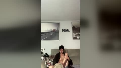 Snapshot of rogerbenid81 chatting on 19, 12, 2025 rogerbenid81 online show from 19, 12, 2025