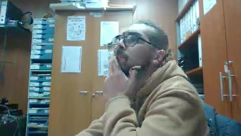 Snapshot of roketero93 chatting on 24, 11, 2025 roktero 90 online show from 24, 11, 2025