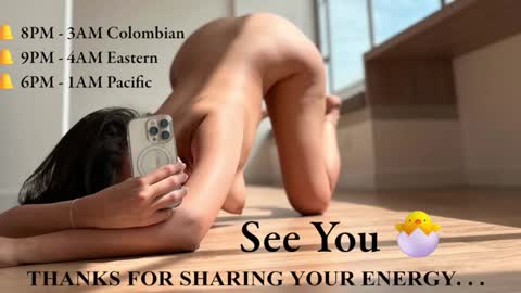 Snapshot of roldansvalery chatting on 21, 12, 2024 Valery Roldans online show from 21, 12, 2024