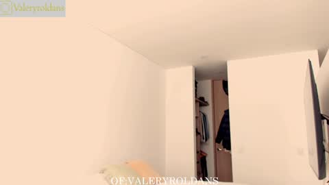 Snapshot of roldansvalery chatting on 31, 1, 2025 Valery Roldans online show from 31, 1, 2025