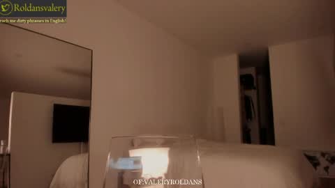 Snapshot of roldansvalery chatting on 8, 5, 2026 Valery Roldans online show from 8, 5, 2026