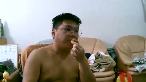 Snapshot of rolleacban chatting on 8, 11, 2025 Rolleac online show from 8, 11, 2025