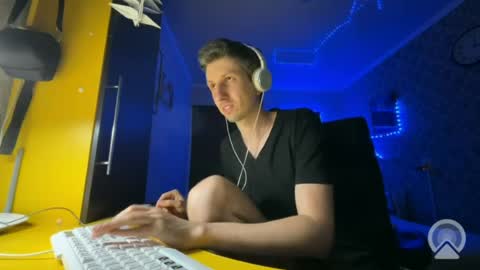 Snapshot of roma305991 chatting on 27, 6, 2026 roma305991 online show from 27, 6, 2026