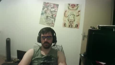 Snapshot of romainb72 chatting on 16, 10, 2025 romainb72 online show from 16, 10, 2025