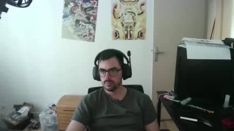 Snapshot of romainb72 chatting on 21, 4, 2026 romainb72 online show from 21, 4, 2026