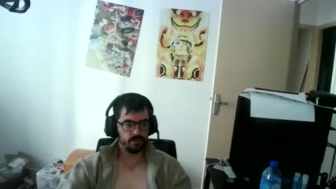 Snapshot of romainb72 chatting on 15, 5, 2026 romainb72 online show from 15, 5, 2026